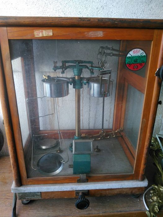 Продавам мтого стара везна