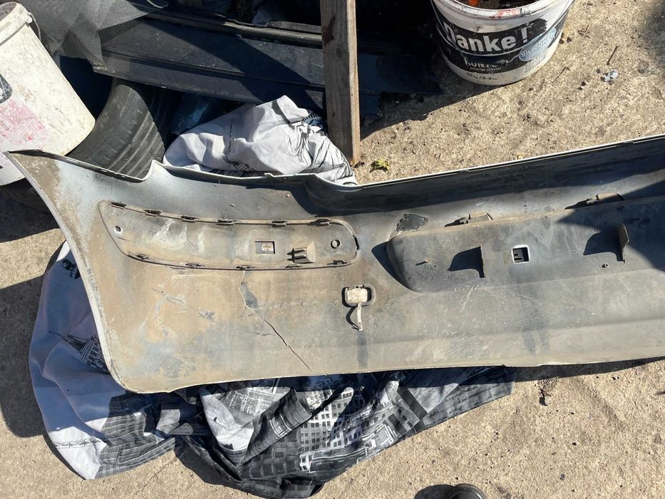 Задна броня за Пежо 307 бяла