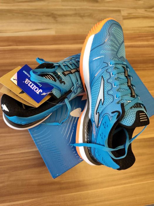 Vand adidasi sala Joma model P stroke - marime 42 - pret 300 lei