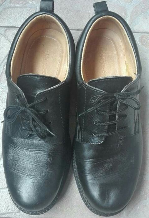 Мъжки обувки от естествена кожа