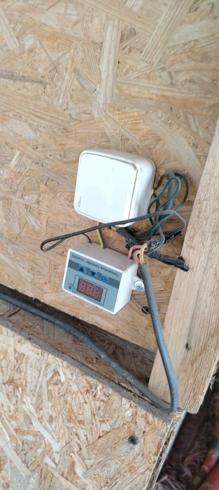 Брудер для цыплят.