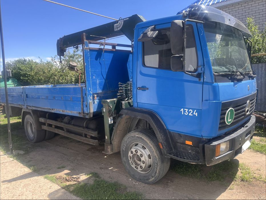 Продам манипулятор Mercedes-Benz 1324