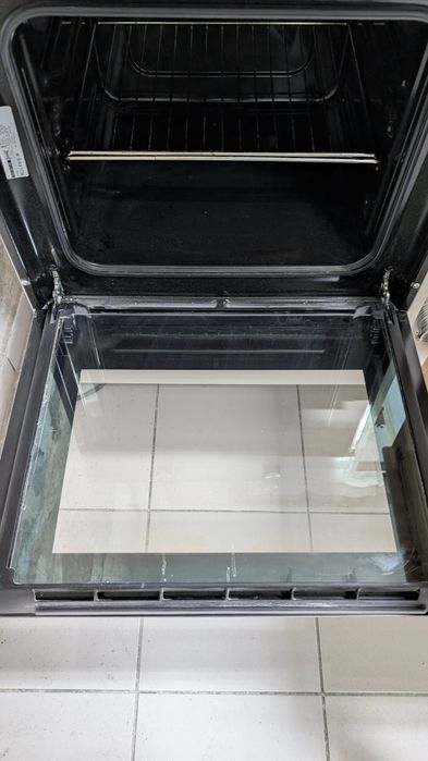 Plita inducţie  Bosch . Cuptor electric IKEA