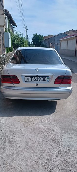 Mercedes w210 e200