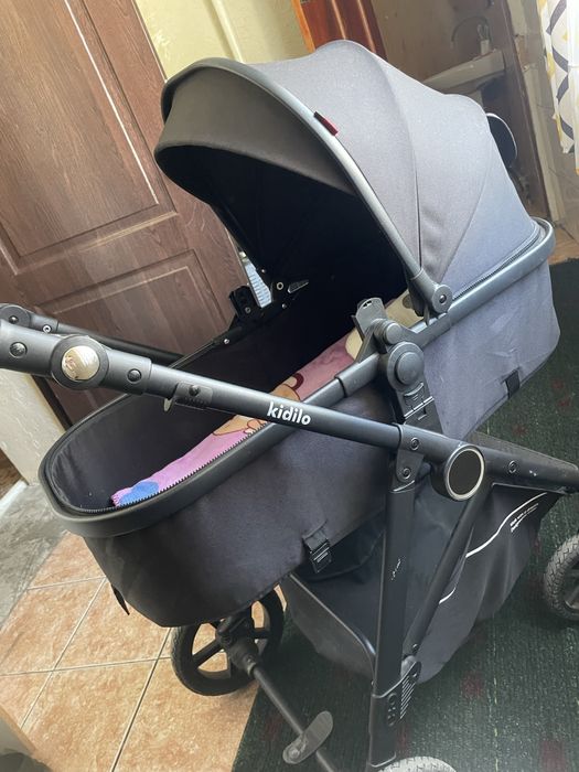 детская коляска kidilo почти новый