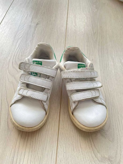 Кроссовки Adidas