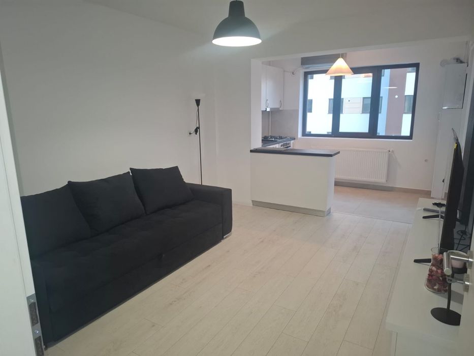 Inchiriez apartament cu 2 camere
