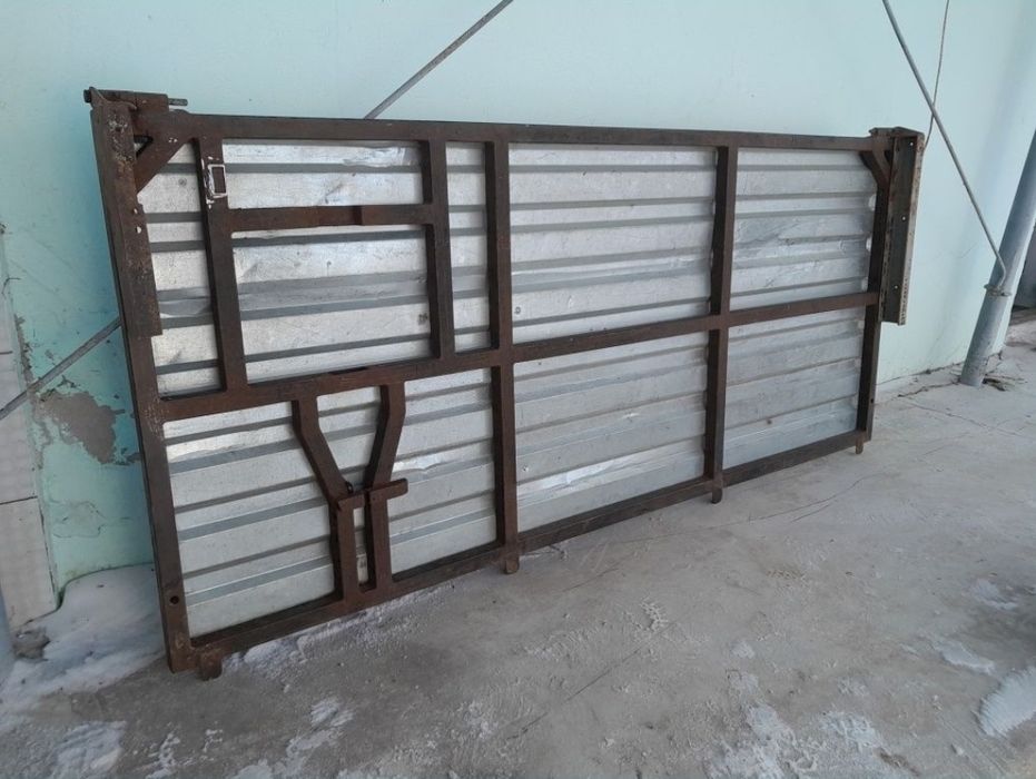 Продам откидной борт, газон некст