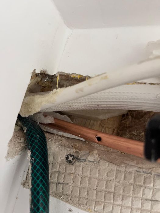 Reparatii, Revizie, Igienizare, Incarcare freon Aer Conditionat!