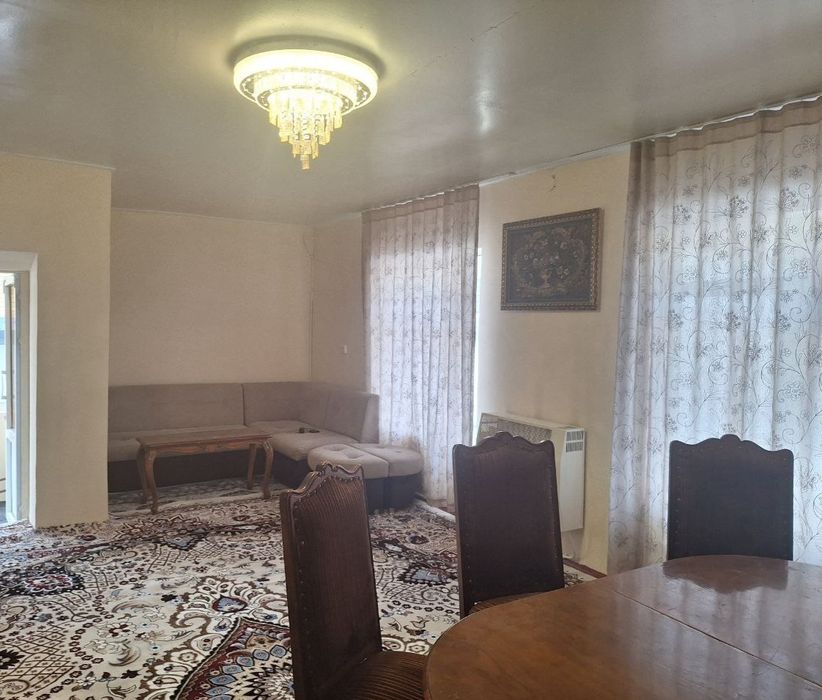 Домик в общем дворе