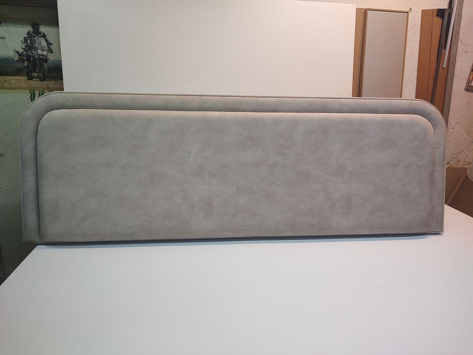 Тапицирана табла за легло