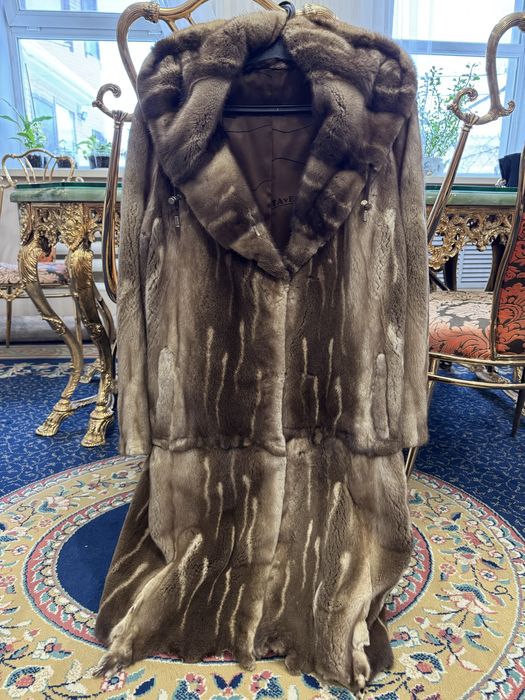 Продам норковую шубу