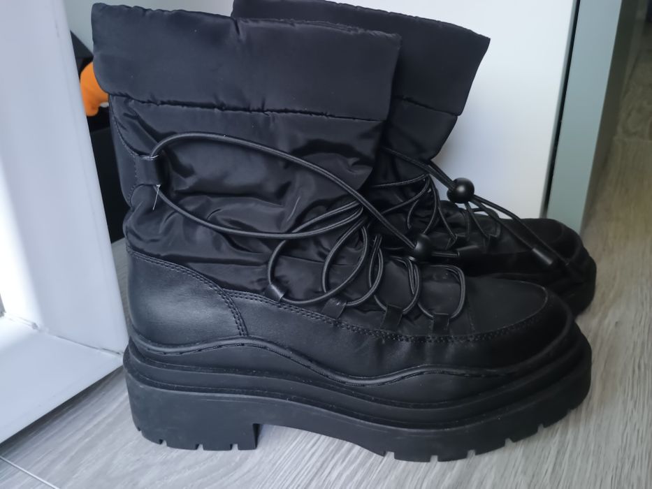 Vând botine damă tip puffer Mango
