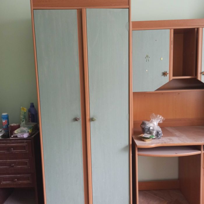 Продавам Гардероб