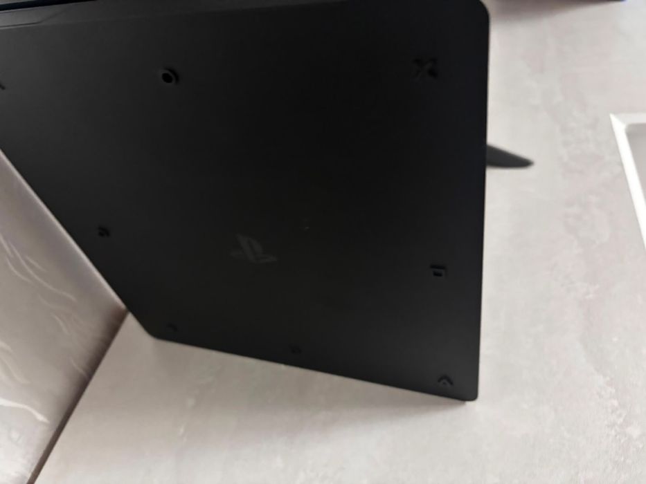 PlayStation 4 Fat