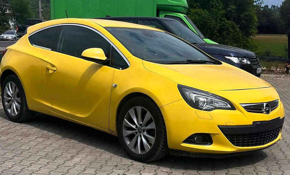 Opel Astra GTC 1.6  Turbo Sport Benzina din 2012