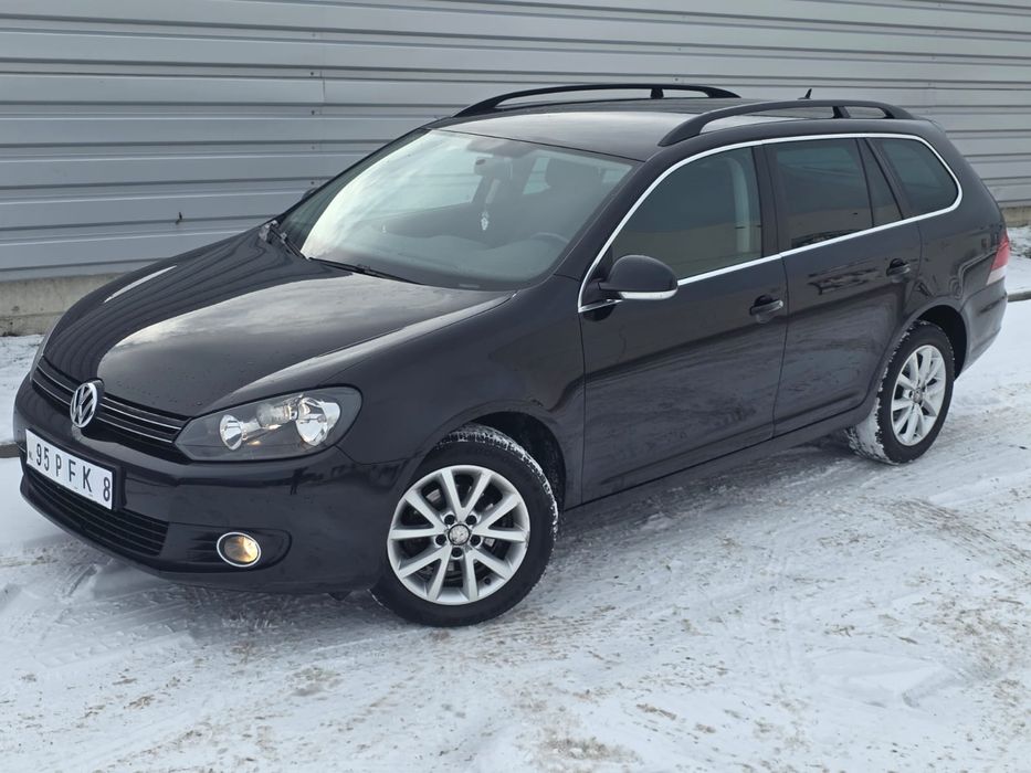 Volkswagen Golf 2011 1.2 benzina Euro5  Navi  Jante Cârlig recent adus