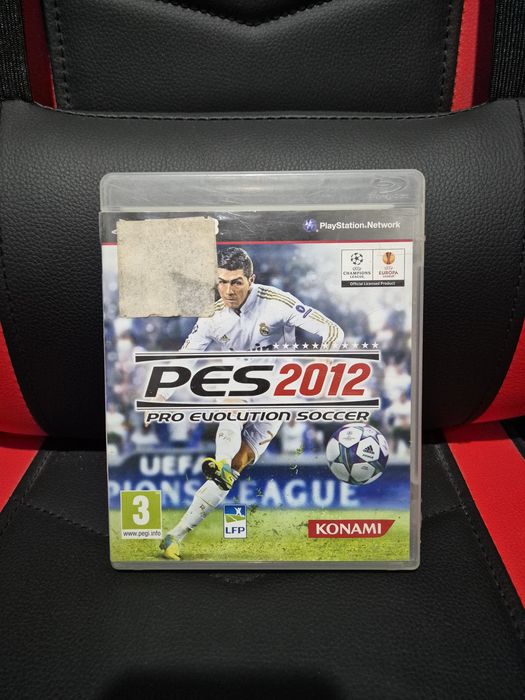 PES 2012 игра за PS3