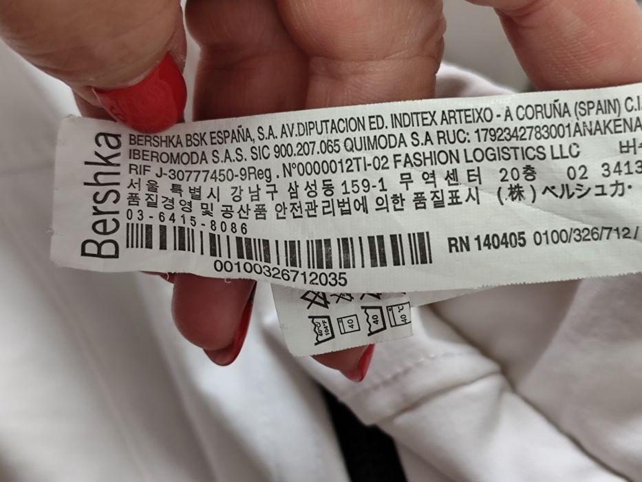 Bershka pantaloni albi noi M