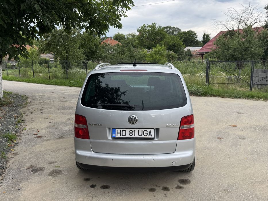 VOLKSWAGEN Touran 2006 — imagine 5