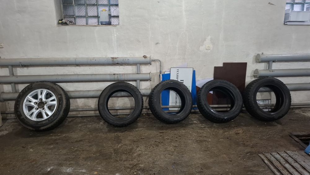 Продам зимние шины