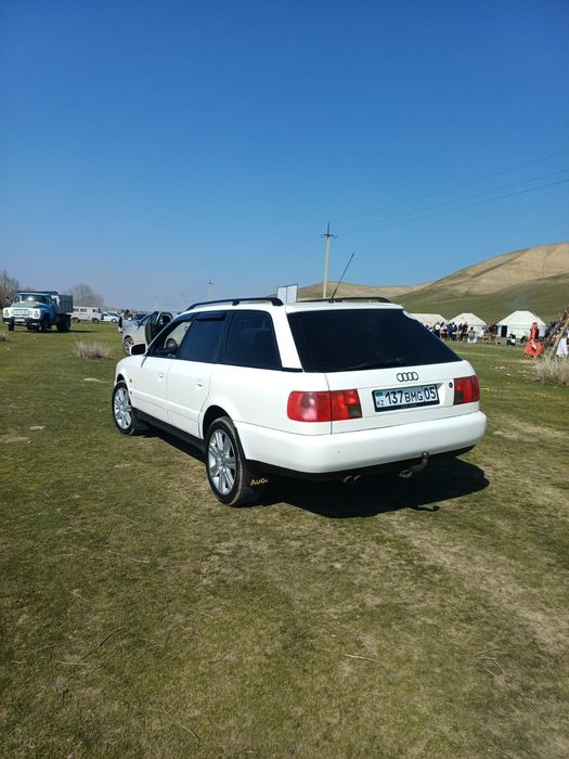 Ауди а6 универсал  1996год