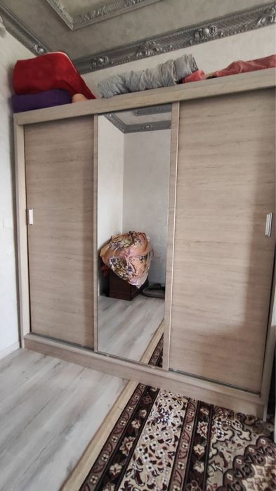 Продается шкаф купе в хорошем состоянии