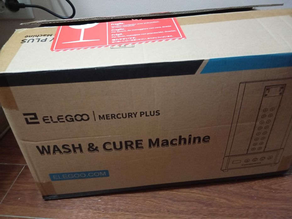 Imprimanta 3D ELEGOO Saturn S + Wash & Cure Machine + 1.5 L Rasina