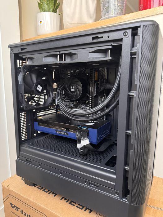 Pc Gaming Ryzen 5 5500+IntelArc A750 8GB+16GB ram