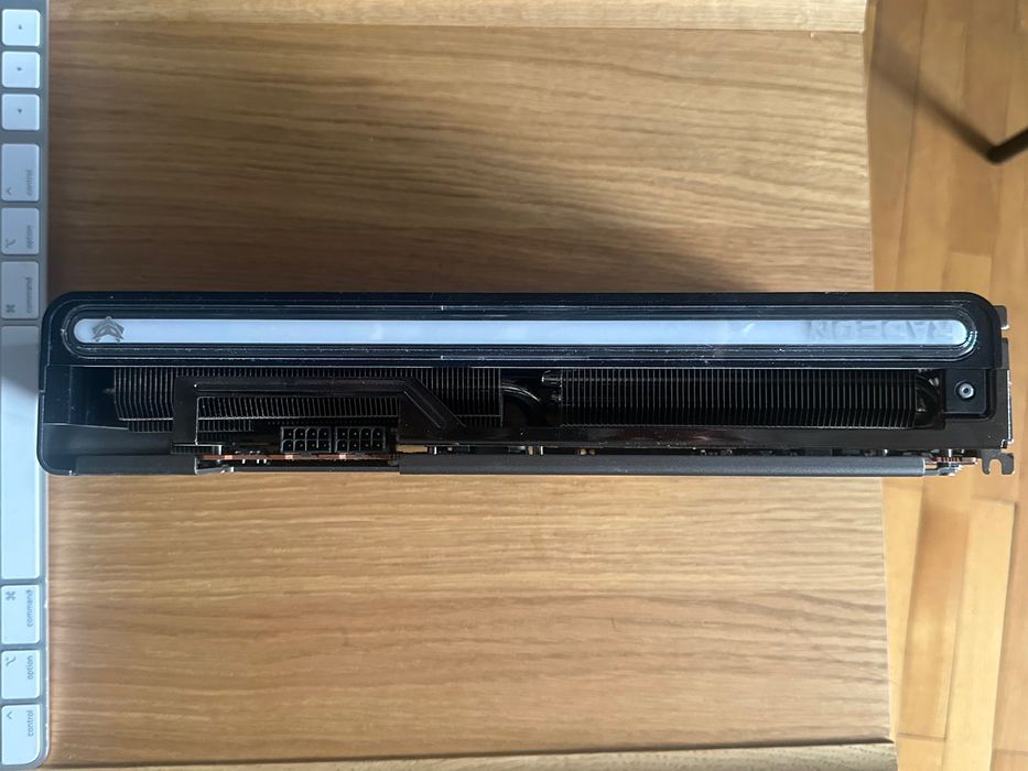 Placa video AMD Radeon RX 7700 XT Sapphire Nitro+ 12GB