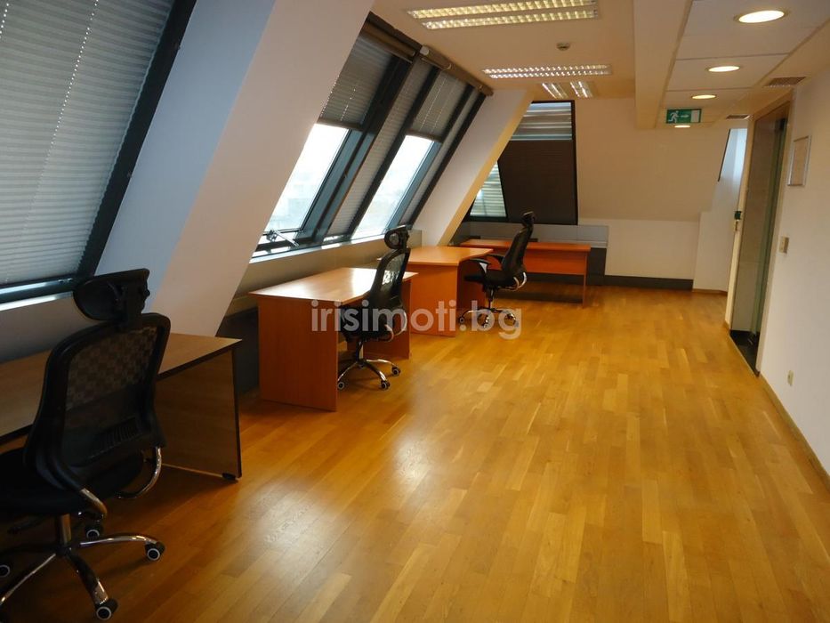 Под наем , €1495, 115кв.м. в Център