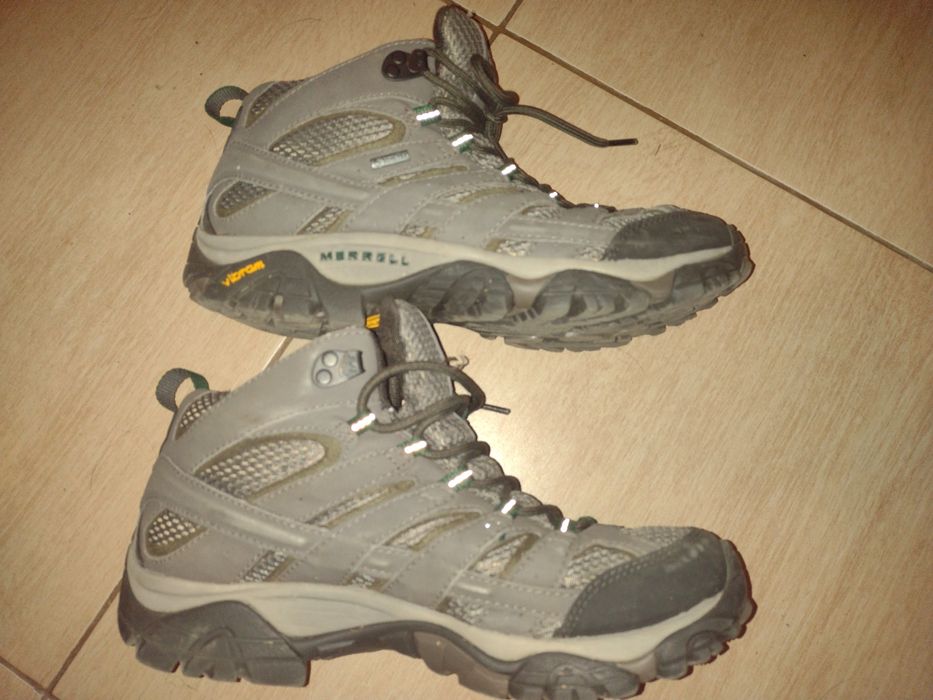 Маратонки и планински обувки 39, 40, 41, 42