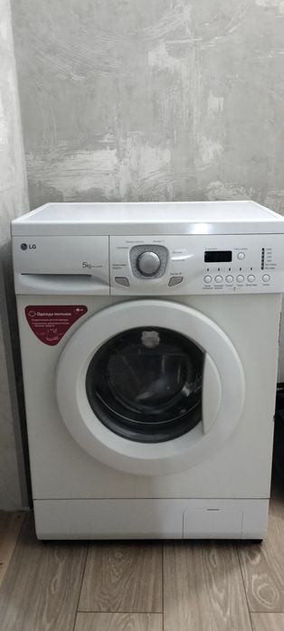 Продам стиральную машинку LG