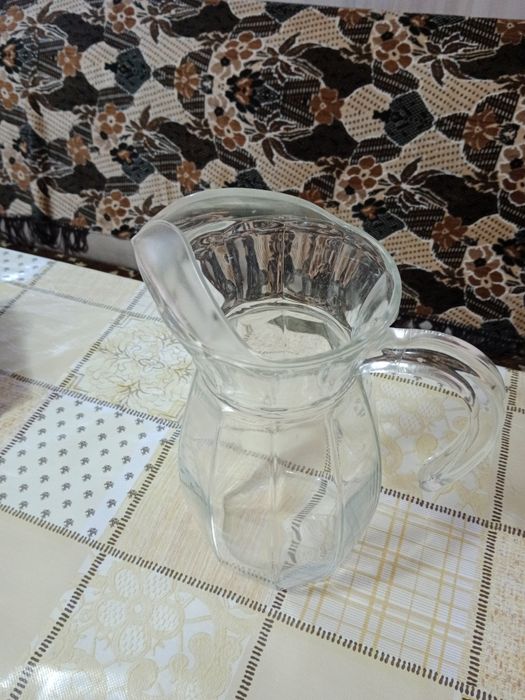 Продам графин для напитков