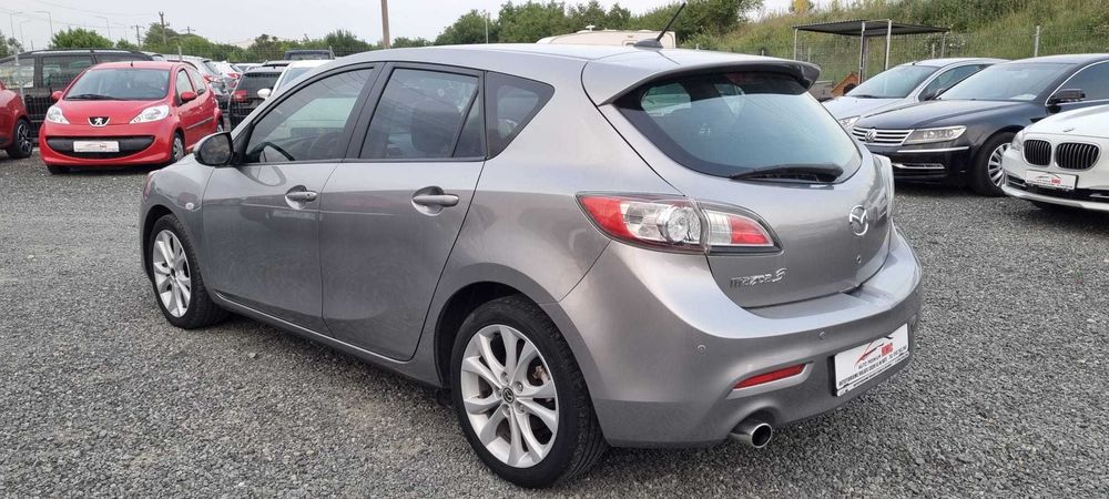 Mazda 3 1.6 Diesel 109 Cp 2009 Rate sau Cash