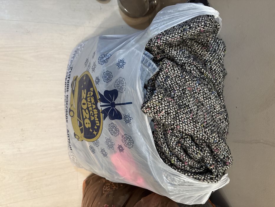 Женские вещи даром