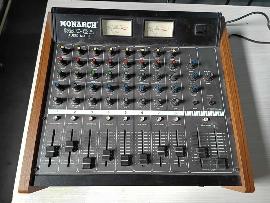 Mixer audio Monarch MMX-88