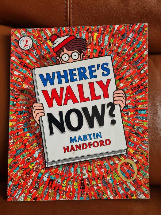 Книжки на английски - Where is Wally, Tangled etc