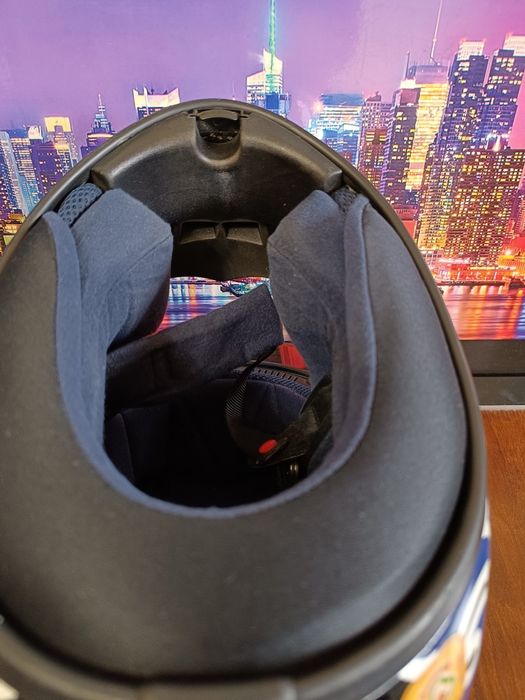 Мото шлем от итальянского бренда AGV