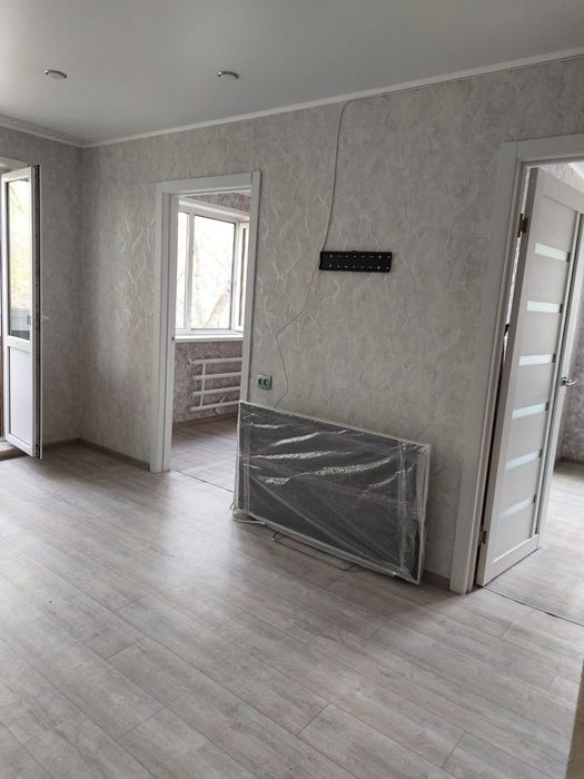 Продам 3ком квартиру район Уюта.