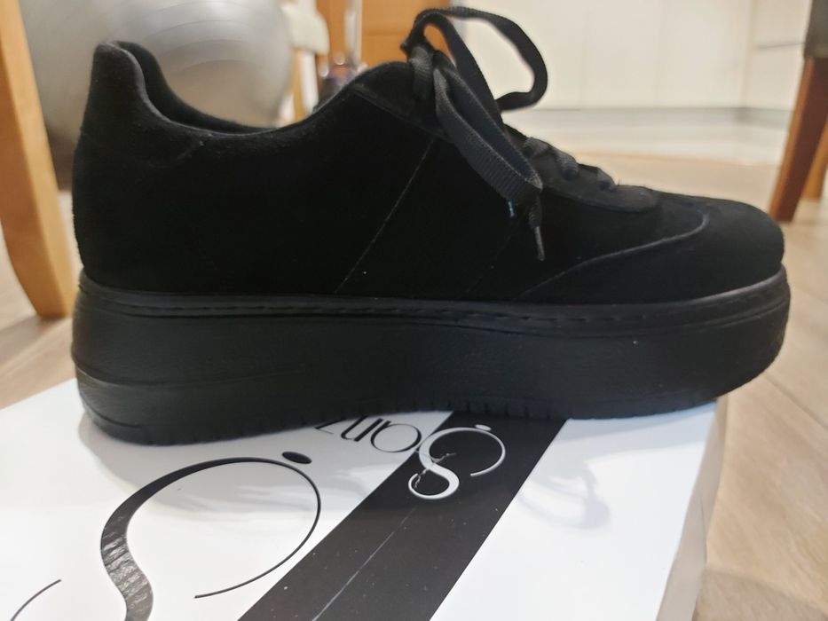 Дамски кецове черни,набук