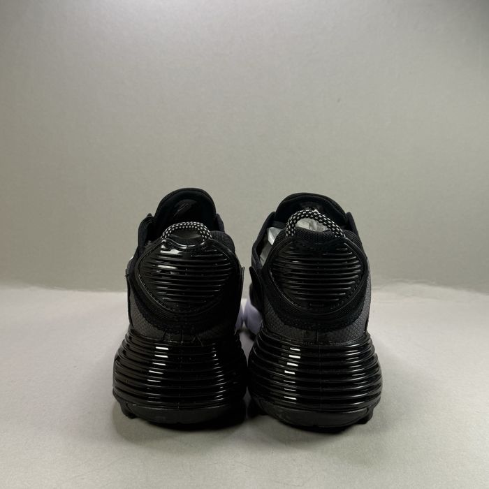Nike Air Max 2090 "Black White"! НОВИ!