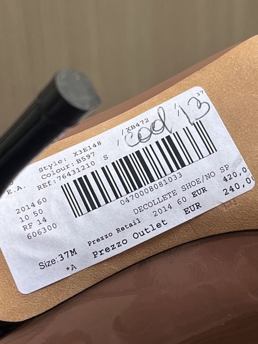 Emporio Armani, pantofi din 100% piele, bej & negru, fundă