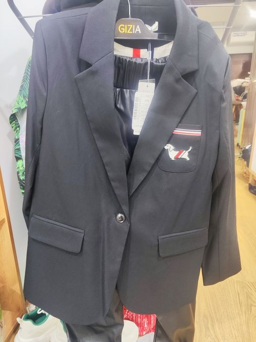 Пиджак женский новый с биркой