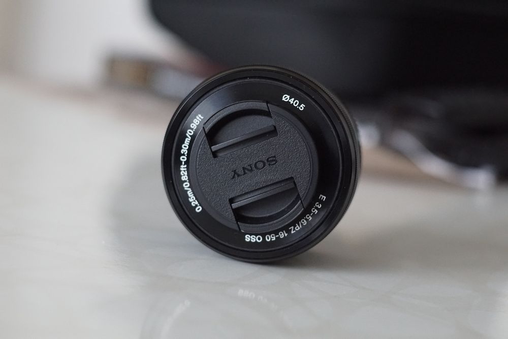 Обектив Sony SELP1650