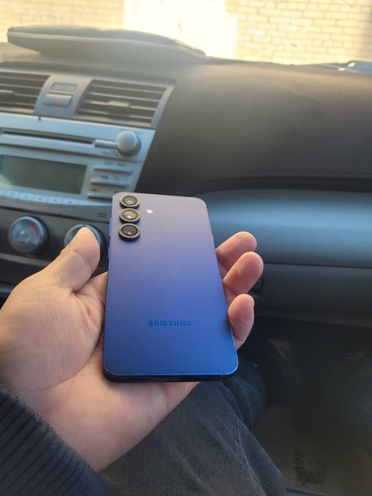 Samsung S25.  Самсунг S25