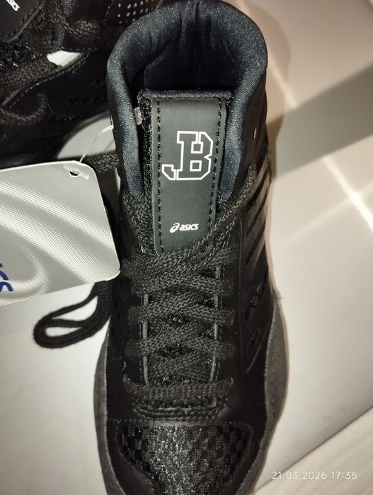 Кроссовки детские