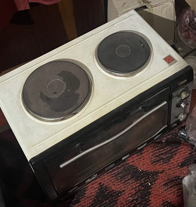 Печка 2 шт продается микровалновка 1 шт