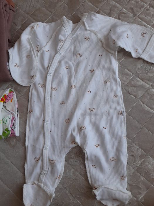 Продам Пакет детских вещей