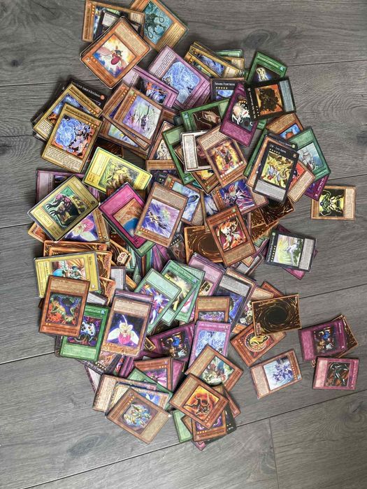 Колекция детски карти за игра Yu-Gi-Oh - 220бр